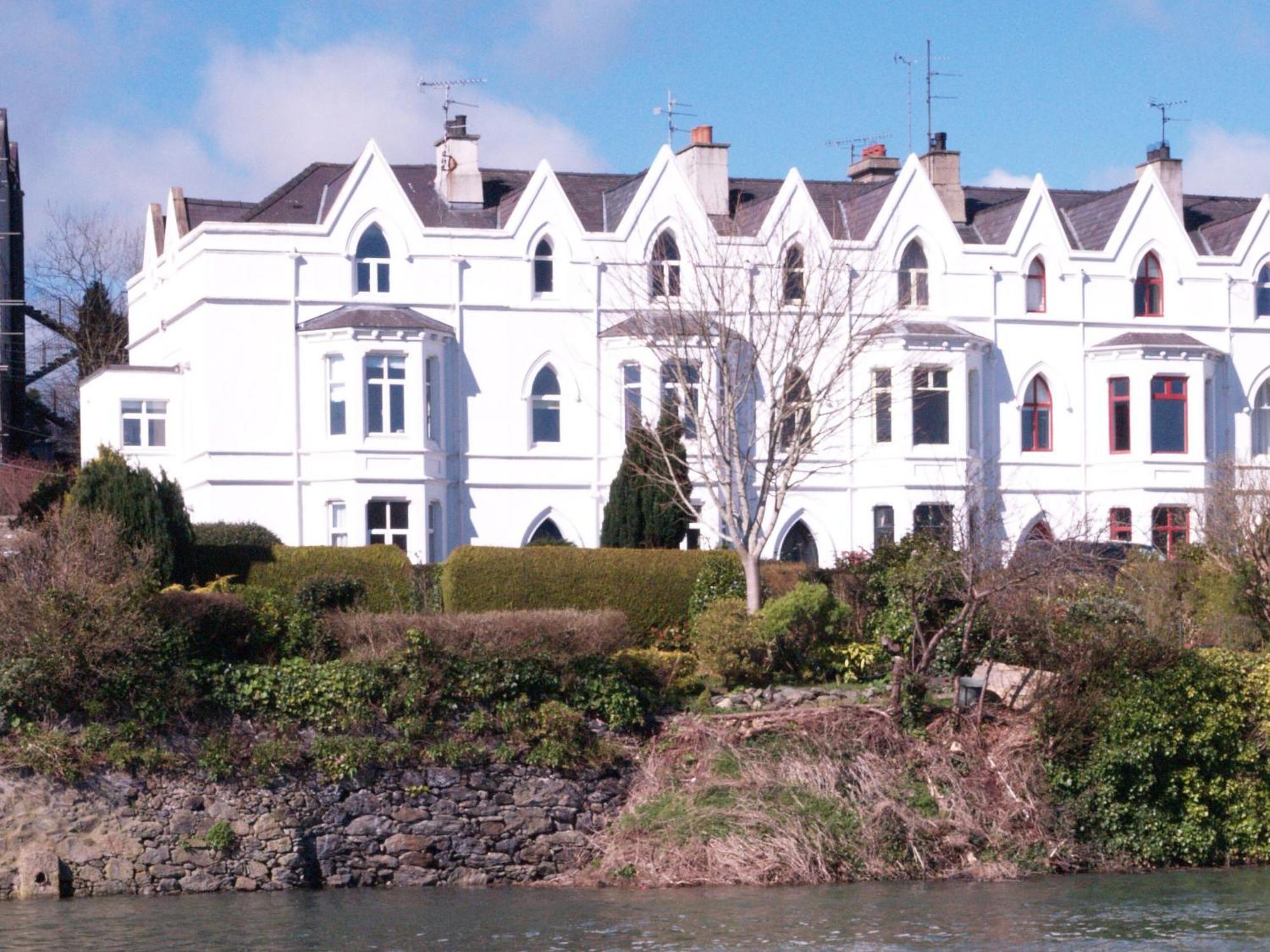 Nevadd - Uk12303 Villa เมไนบริดจ์ ภายนอก รูปภาพ